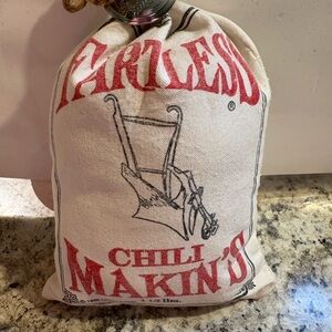 Chili Makin's Decorative Bag - Red and Cream